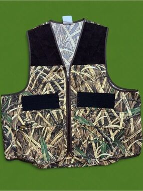 Realtree Camo Hunting Vest in Brown & Green
